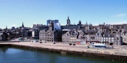 Flights Qatar to Aberdeen