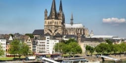 Flights Qatar to Cologne