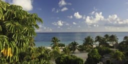 Flights Holguin to Santa Clara