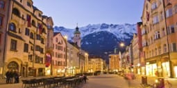 Flights Qatar to Innsbruck