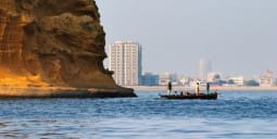 Flights Qatar to Karachi