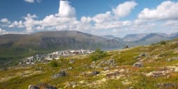 Flights Qatar to Kirovsk