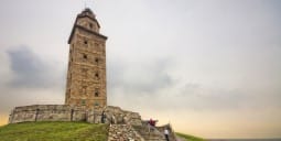 Flights Qatar to La Coruna