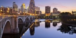 Flights Qatar to Minneapolis