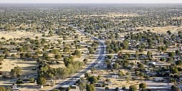 Flights Qatar to Maun