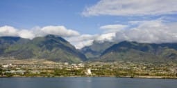 Flights Qatar to Kahului