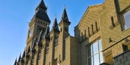 Flights Qatar to Surgut